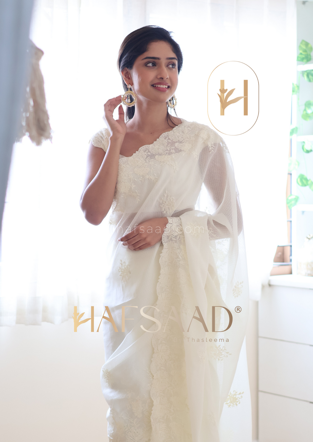 Celestia- Embroidered saree (Off white)