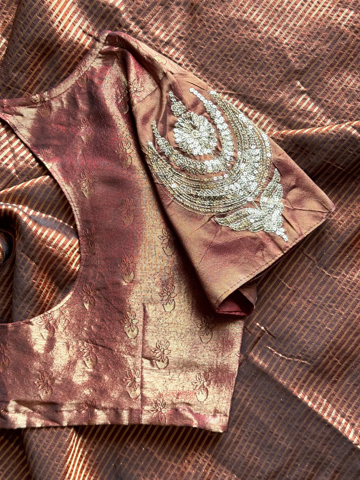 Stars on Rose Saree